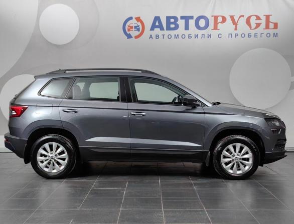 Skoda Karoq I с пробегом 2021 года, цена 2 373 000 рублей, 41987 км, внедорожник, Автокод Объявления