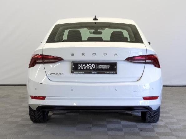 Skoda Octavia IV (A8) с пробегом 2021 года, цена 2 345 000 рублей, 52991 км, лифтбек, Автокод Объявления