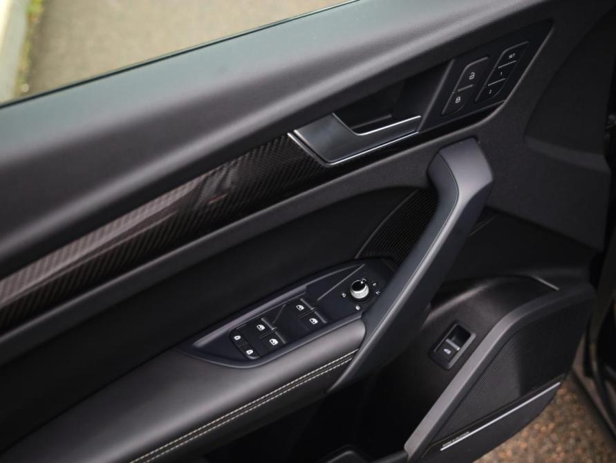 Audi SQ5 Sportback I (FY) Санкт-Петербург  - изображение 26