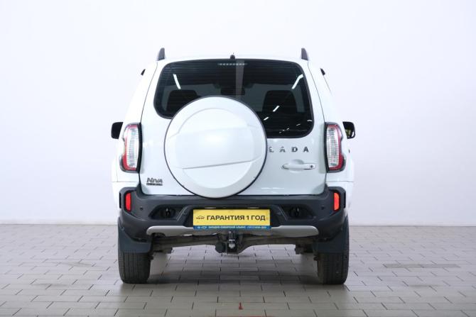 Lada (ВАЗ) Niva Travel I с пробегом 2024 года, цена 1 699 000 рублей, 14000 км, внедорожник, Автокод Объявления