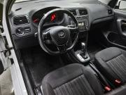 Volkswagen Polo V Рестайлинг Челябинск  - изображение 39