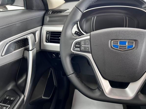 Geely Atlas I с пробегом 2018 года, цена 1 725 000 рублей, 77054 км, внедорожник, Автокод Объявления