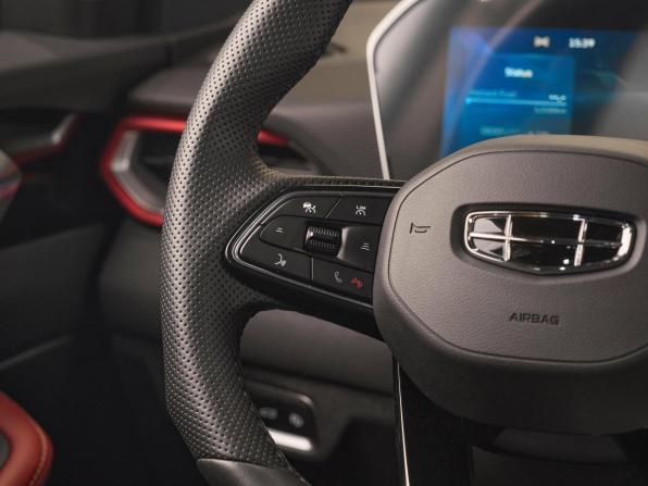 Geely Coolray I Рестайлинг с пробегом 2023 года, цена 1 899 000 рублей, 67700 км, внедорожник, Автокод Объявления
