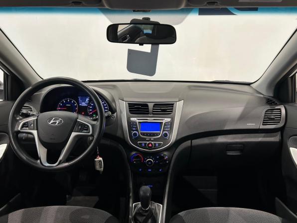 Hyundai Solaris I с пробегом 2012 года, цена 639 000 рублей, 153953 км, седан, Автокод Объявления