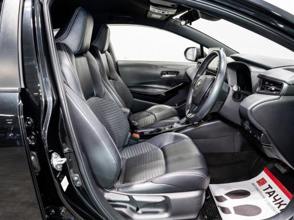 Toyota Corolla XII (E210) с пробегом 2019 года, цена 1 900 000 рублей, 126400 км, универсал, Автокод Объявления
