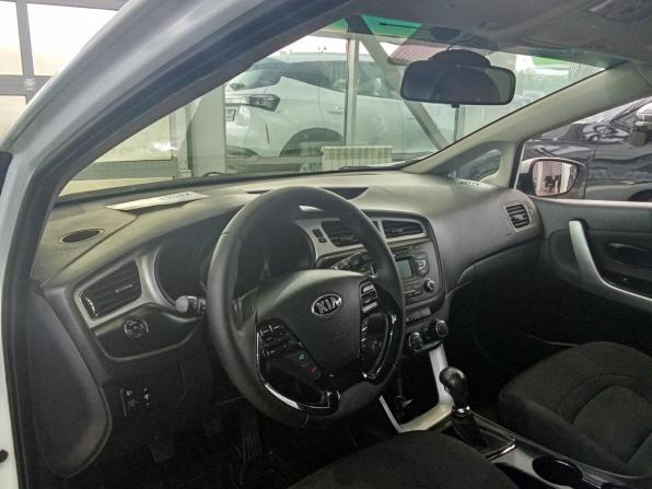 Kia Ceed II с пробегом 2012 года, цена 812 000 рублей, 142000 км, хэтчбек, Автокод Объявления