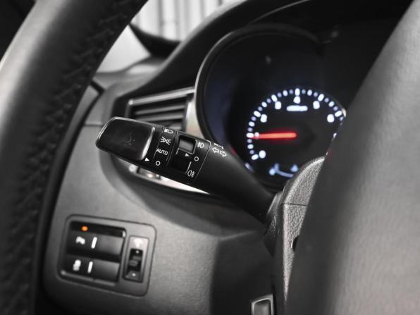 Kia Quoris I с пробегом 2013 года, цена 1 546 000 рублей, 292371 км, седан, Автокод Объявления