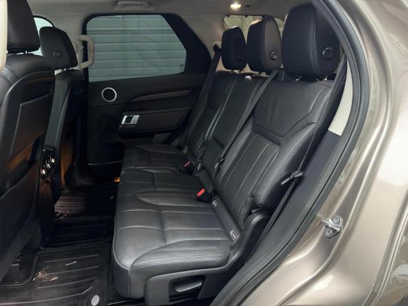 Land Rover Discovery V с пробегом 2017 года, цена 2 479 000 рублей, 263533 км, внедорожник, Автокод Объявления