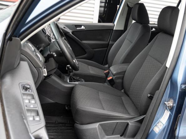 Volkswagen Tiguan I Рестайлинг с пробегом 2012 года, цена 1 210 000 рублей, 338978 км, внедорожник, Автокод Объявления