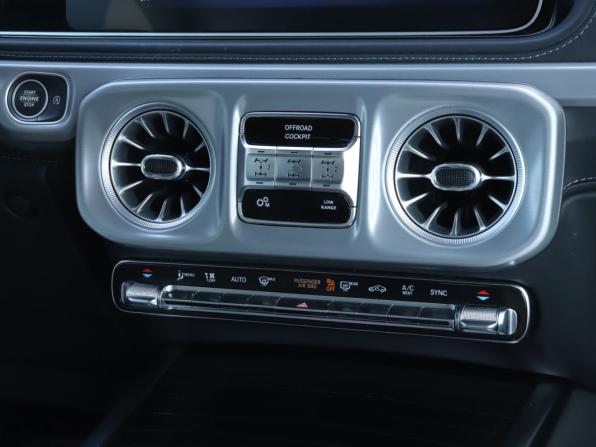 Mercedes-Benz G-Класс III (W465) Рестайлинг с пробегом 2025 года, цена 19 890 000 рублей, 13965 км, внедорожник, Автокод Объявления
