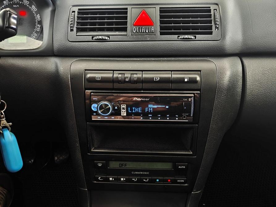 Skoda Octavia I (A4) Рестайлинг Москва  - изображение 13