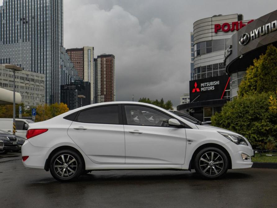 Hyundai Solaris I Рестайлинг Москва  - изображение 3