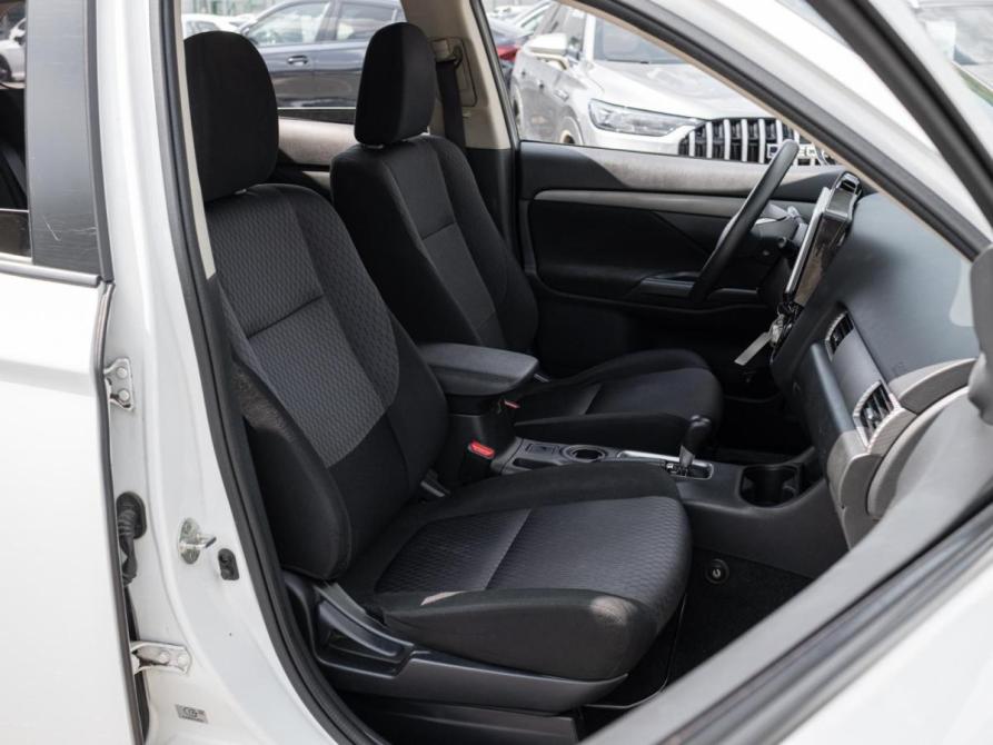 Mitsubishi Outlander III Сочи  - изображение 8