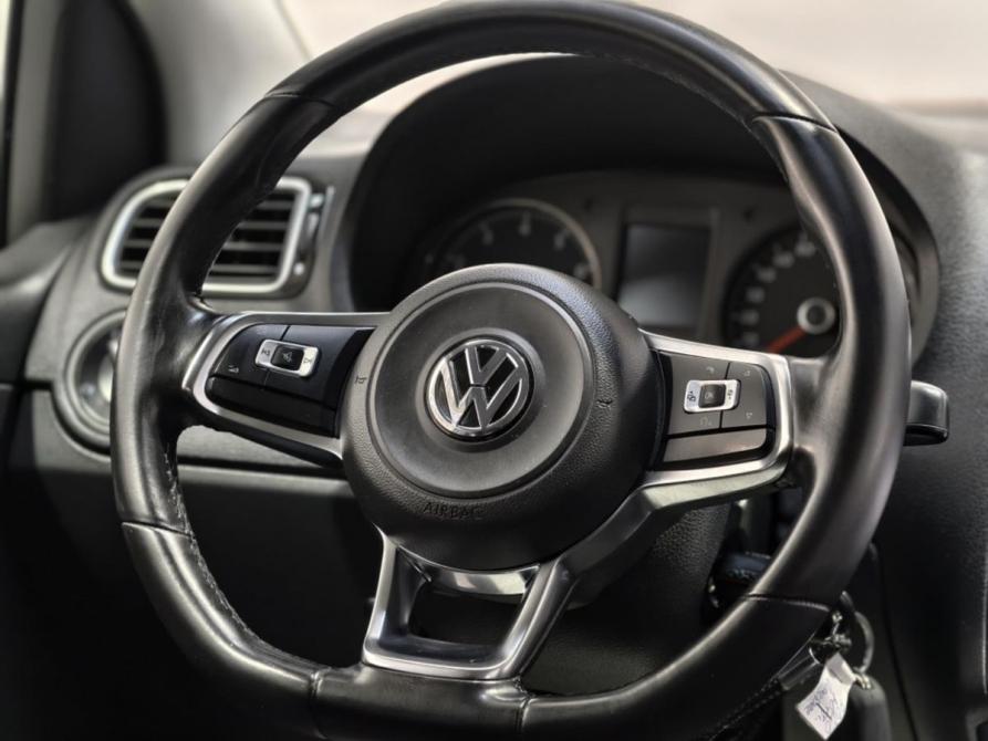 Volkswagen Polo V Рестайлинг Курск  - изображение 11
