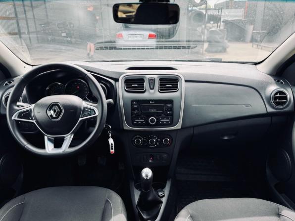 Renault Logan II Рестайлинг с пробегом 2019 года, цена 1 169 000 рублей, 118979 км, седан, Автокод Объявления