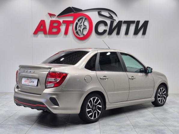 Lada (ВАЗ) Granta I Рестайлинг с пробегом 2022 года, цена 900 000 рублей, 28000 км, седан, Автокод Объявления