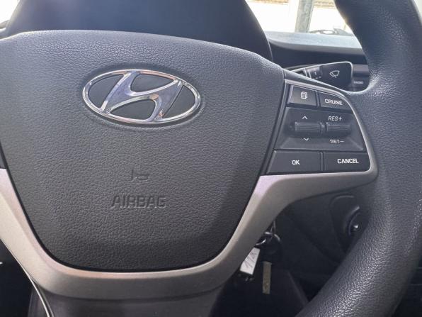 Hyundai Solaris II с пробегом 2018 года, цена 1 370 000 рублей, 117300 км, седан, Автокод Объявления