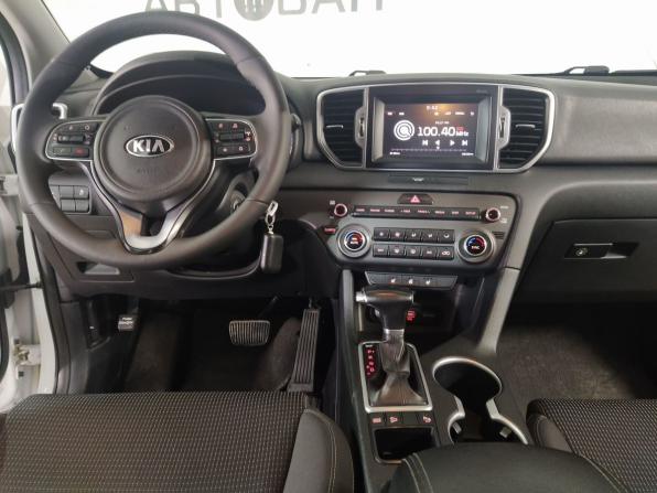 Kia Sportage IV Рестайлинг с пробегом 2018 года, цена 1 699 000 рублей, 178779 км, внедорожник, Автокод Объявления