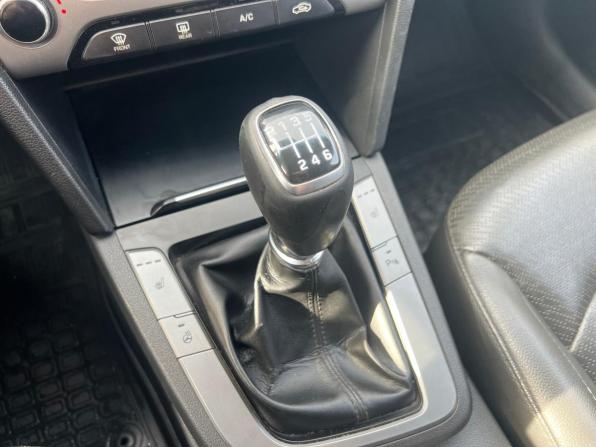 Hyundai Elantra VI (AD) с пробегом 2016 года, цена 1 310 000 рублей, 209309 км, седан, Автокод Объявления