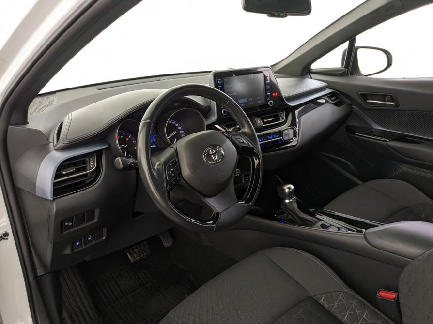 Toyota C-HR I Рестайлинг Москва  - изображение 16