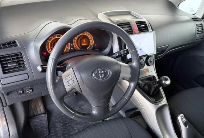 Toyota Auris I с пробегом 2008 года, цена 635 000 рублей, 205842 км, хэтчбек, Автокод Объявления