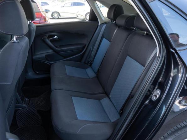 Volkswagen Polo V с пробегом 2013 года, цена 870 000 рублей, 217273 км, седан, Автокод Объявления