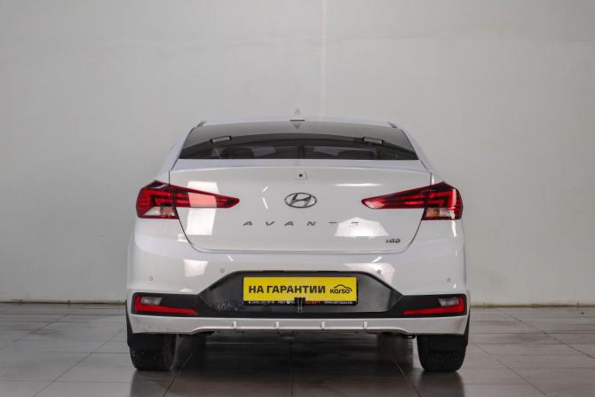 Hyundai Avante VI Рестайлинг с пробегом 2019 года, цена 1 549 000 рублей, 89000 км, седан, Автокод Объявления