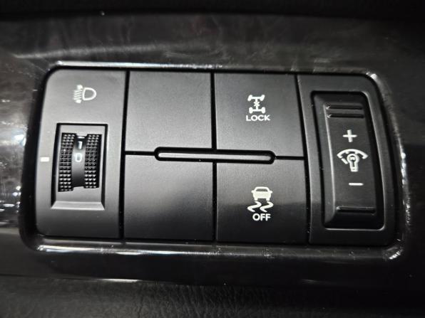 Kia Sorento II Рестайлинг с пробегом 2019 года, цена 2 249 000 рублей, 103131 км, внедорожник, Автокод Объявления