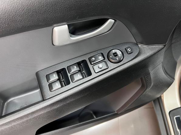 Kia Sportage III Рестайлинг с пробегом 2014 года, цена 1 545 000 рублей, 171467 км, внедорожник, Автокод Объявления