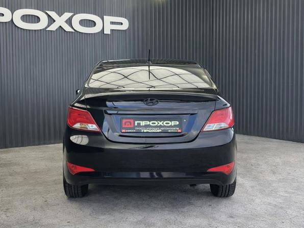 Hyundai Solaris I Рестайлинг с пробегом 2014 года, цена 975 000 рублей, 146213 км, седан, Автокод Объявления