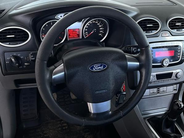 Ford Focus II Рестайлинг с пробегом 2009 года, цена 570 000 рублей, 255713 км, универсал, Автокод Объявления