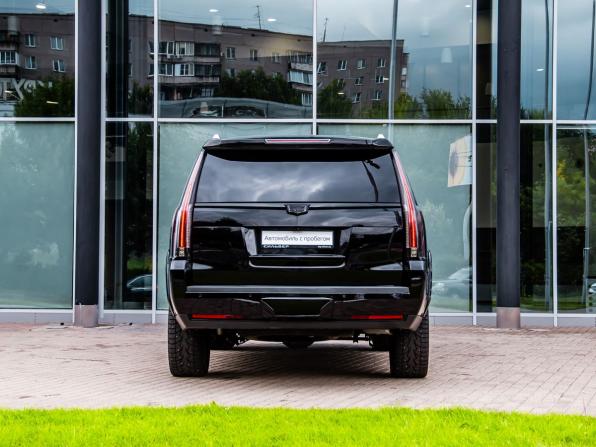 Cadillac Escalade IV с пробегом 2019 года, цена 5 350 000 рублей, 95879 км, внедорожник, Автокод Объявления