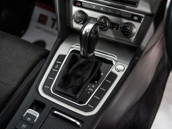 Volkswagen Passat B8 с пробегом 2015 года, цена 1 485 000 рублей, 96316 км, универсал, Автокод Объявления
