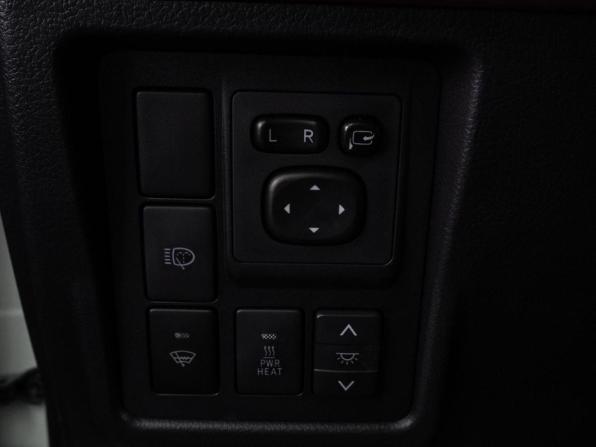 Toyota Land Cruiser Prado 150 Series Рестайлинг 1 с пробегом 2014 года, цена 3 710 000 рублей, 187923 км, внедорожник, Автокод Объявления