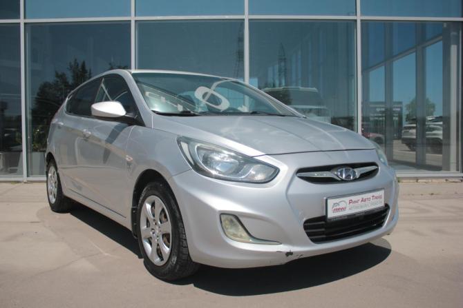 Hyundai Solaris I с пробегом 2014 года, цена 760 000 рублей, 174639 км, хэтчбек, Автокод Объявления