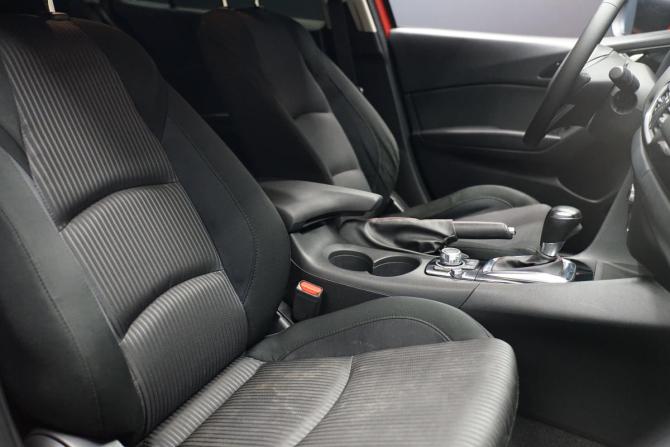 Mazda 3 III (BM) с пробегом 2014 года, цена 1 570 000 рублей, 62000 км, седан, Автокод Объявления