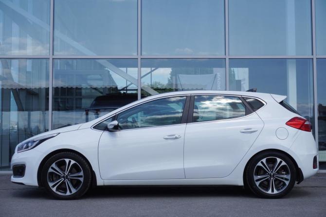 Kia Ceed II Рестайлинг с пробегом 2018 года, цена 1 630 000 рублей, 147484 км, хэтчбек, Автокод Объявления