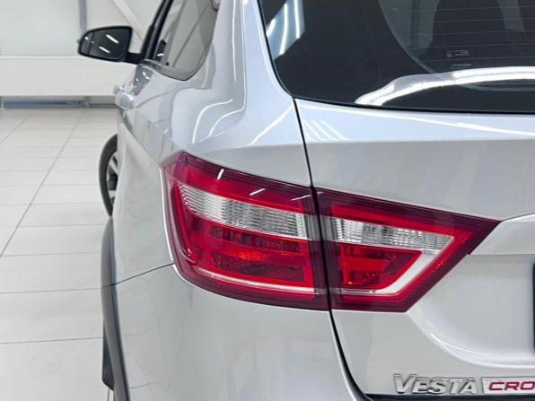Lada (ВАЗ) Vesta I с пробегом 2020 года, цена 1 350 000 рублей, 71405 км, универсал, Автокод Объявления