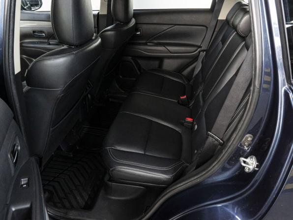 Mitsubishi Outlander III Рестайлинг 3 с пробегом 2019 года, цена 2 470 000 рублей, 89159 км, внедорожник, Автокод Объявления