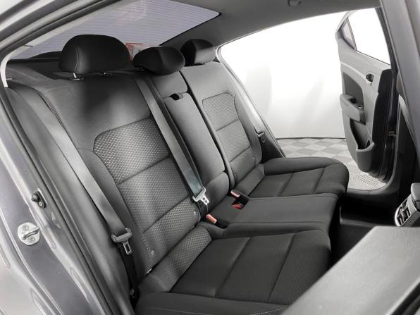 Hyundai Elantra VI (AD) Рестайлинг с пробегом 2019 года, цена 1 749 000 рублей, 86496 км, седан, Автокод Объявления