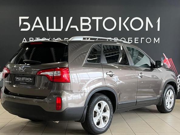 Kia Sorento II Рестайлинг с пробегом 2016 года, цена 2 290 000 рублей, 70821 км, внедорожник, Автокод Объявления