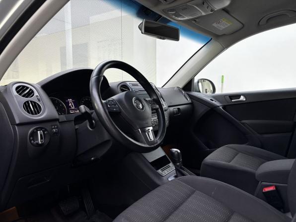 Volkswagen Tiguan I Рестайлинг с пробегом 2012 года, цена 1 189 000 рублей, 196610 км, внедорожник, Автокод Объявления