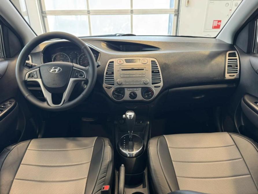 Hyundai i20 I Подольск  - изображение 17