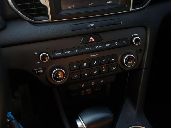 Kia Sportage IV с пробегом 2016 года, цена 1 620 000 рублей, 151734 км, внедорожник, Автокод Объявления