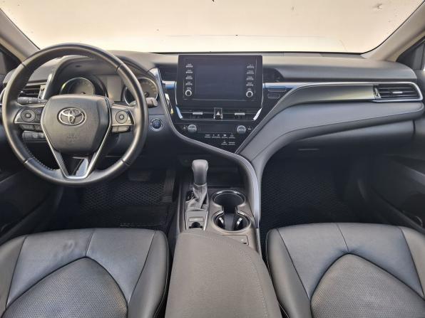 Toyota Camry VIII (XV70) Рестайлинг с пробегом 2021 года, цена 2 550 000 рублей, 130533 км, седан, Автокод Объявления