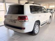 Toyota Land Cruiser 200 Series Рестайлинг 2 Березовский  - изображение 23