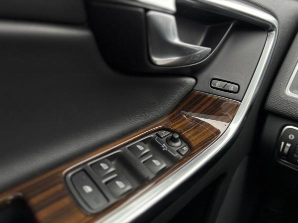 Volvo XC60 I Рестайлинг с пробегом 2015 года, цена 1 865 000 рублей, 187400 км, внедорожник, Автокод Объявления