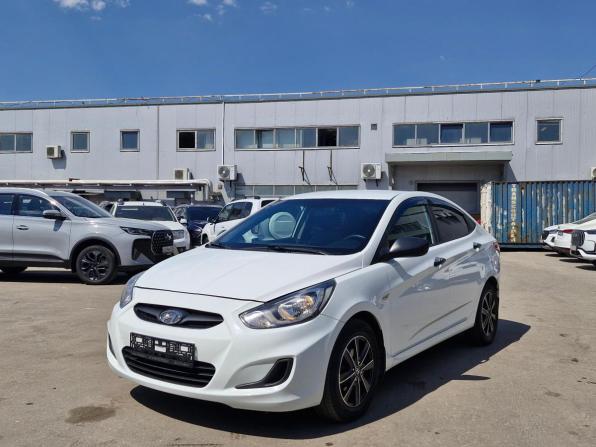 Hyundai Solaris I с пробегом 2014 года, цена 787 000 рублей, 133567 км, седан, Автокод Объявления