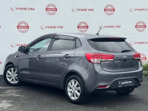 Kia Rio III Рестайлинг с пробегом 2016 года, цена 1 039 000 рублей, 133975 км, хэтчбек, Автокод Объявления