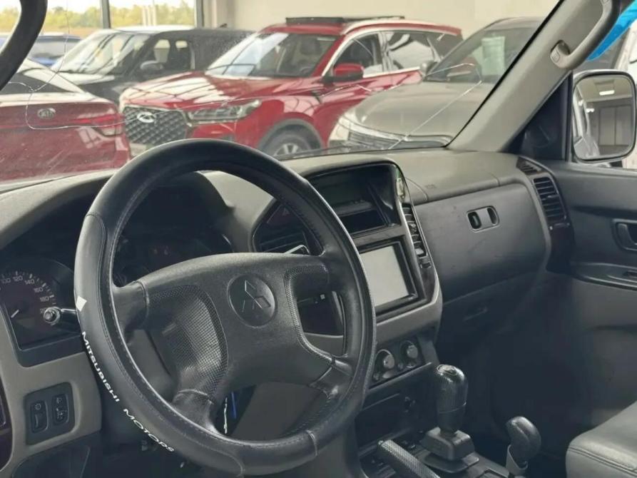 Mitsubishi Pajero III Шахты  - изображение 12